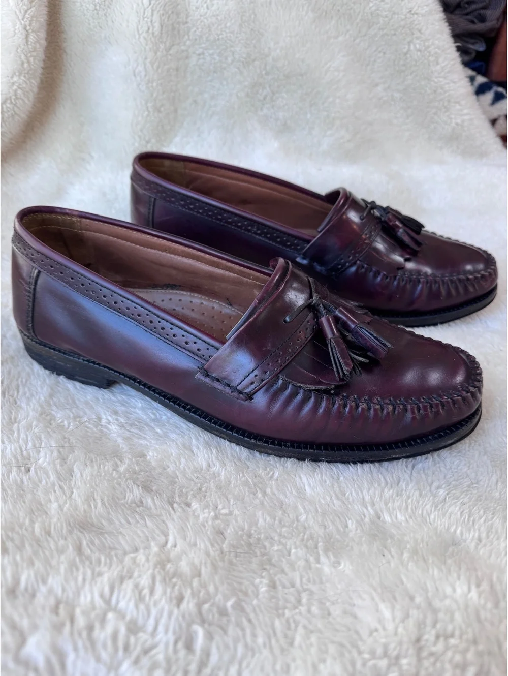 G.H. Bass Nelson 1100 Burgundy Leather Tassel Loafers Men’s Size 10.5